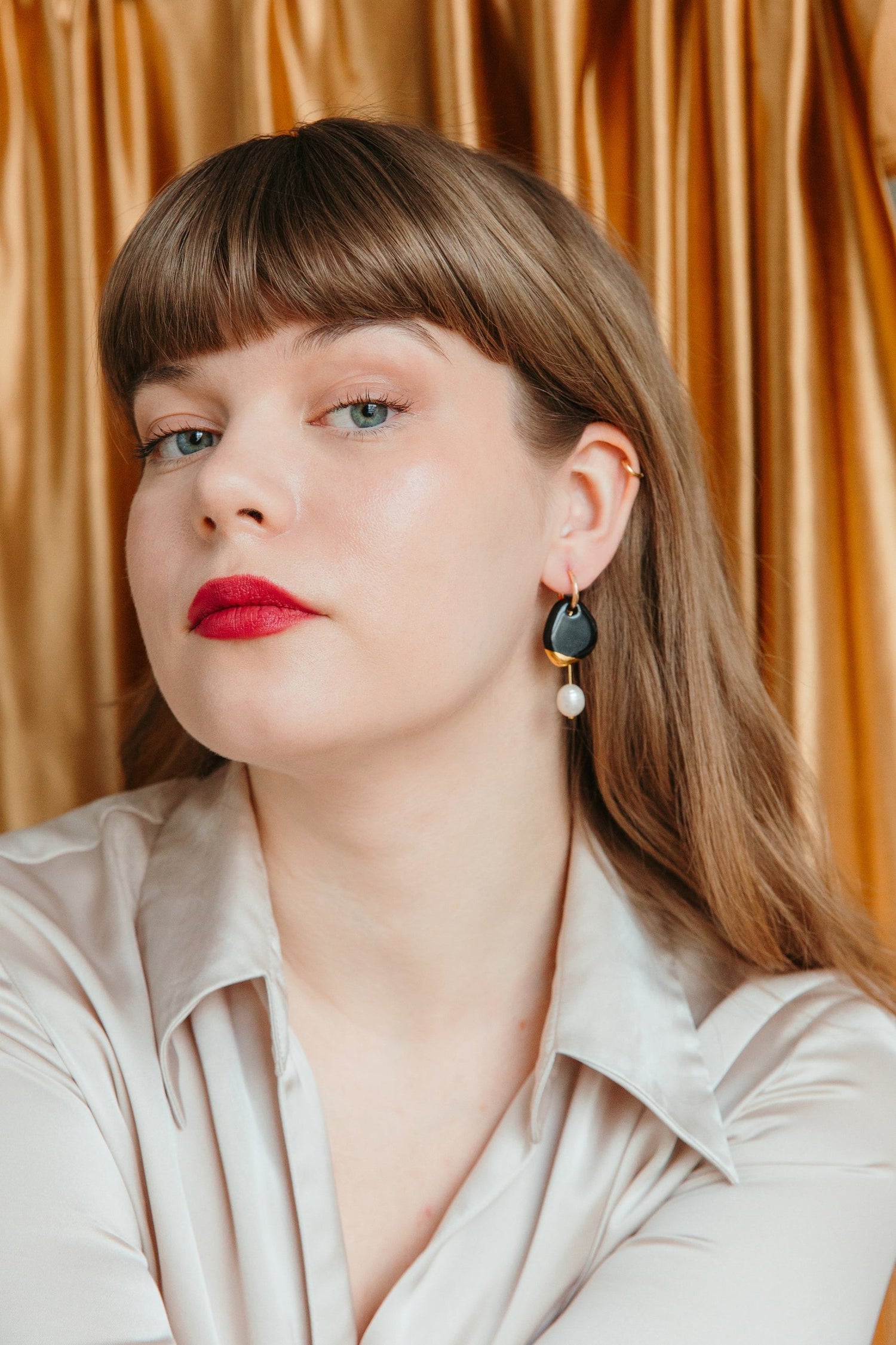 Arp Pearl And Porcelain Earrings - Black