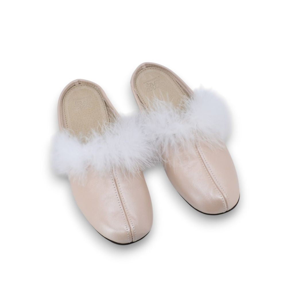 Trinity leather womenโs slippers โ Light pink