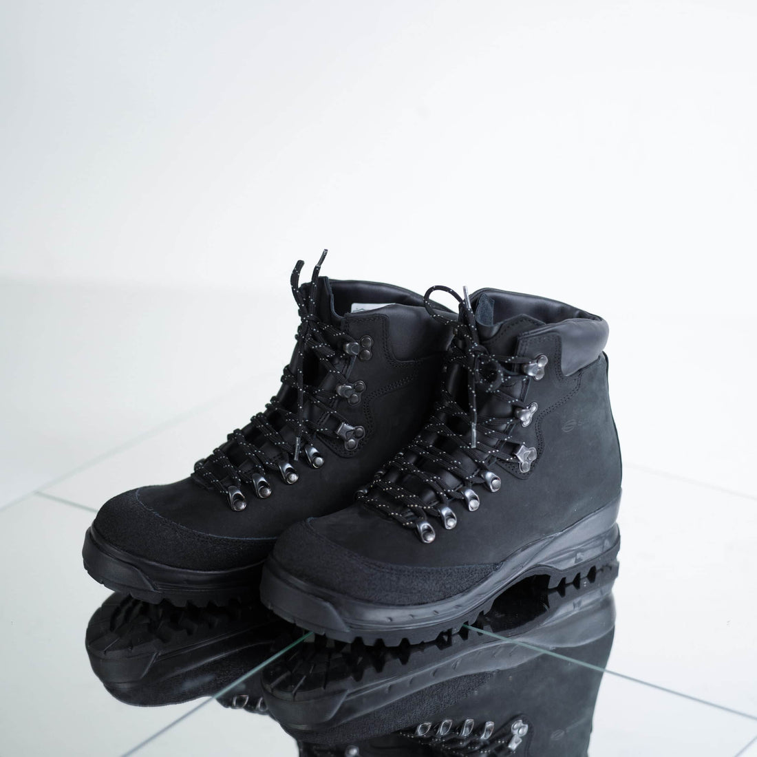 Should Hiking Boots Be a Size Bigger? Half Size vs Full Size Explained