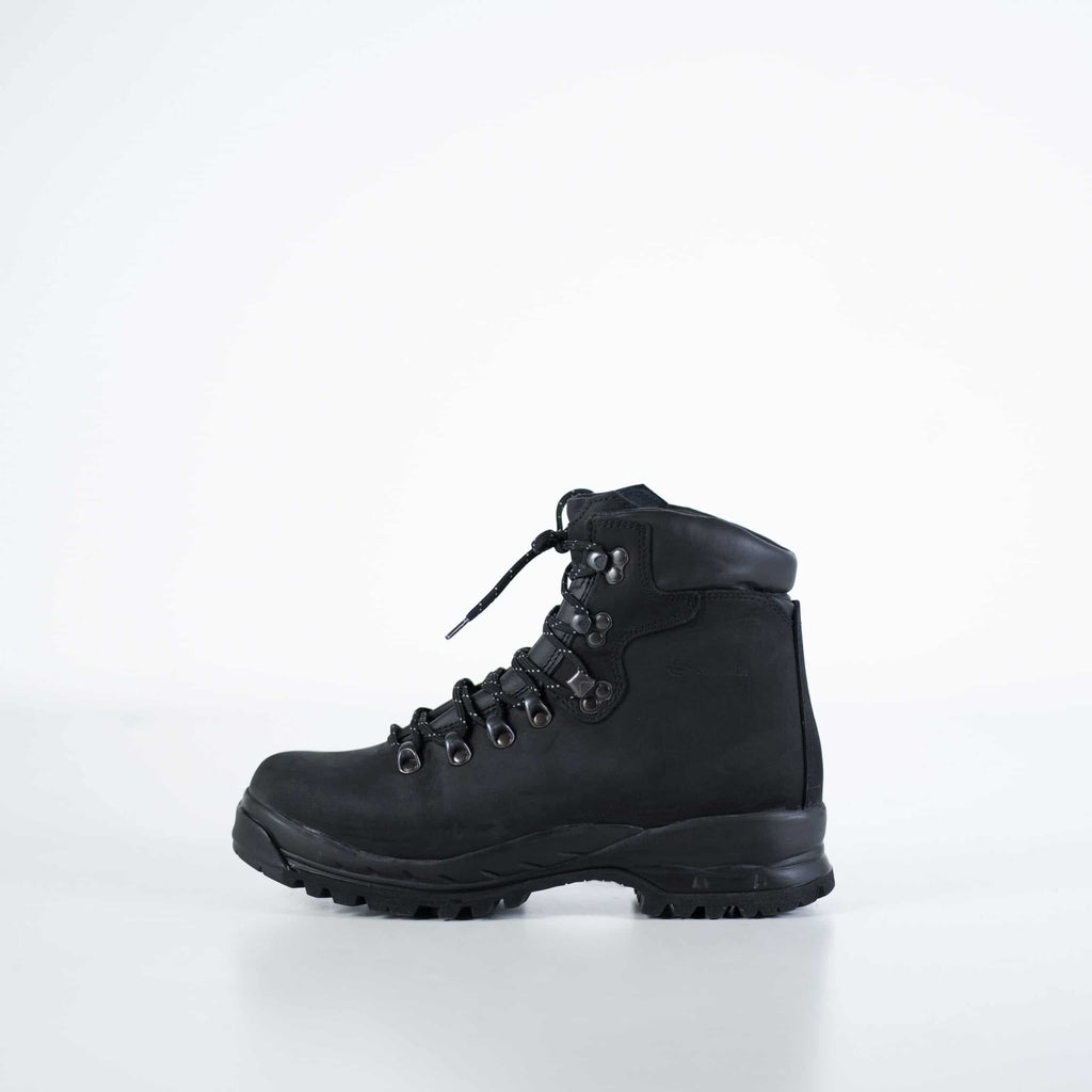 5531 Zwarte wandelschoenen