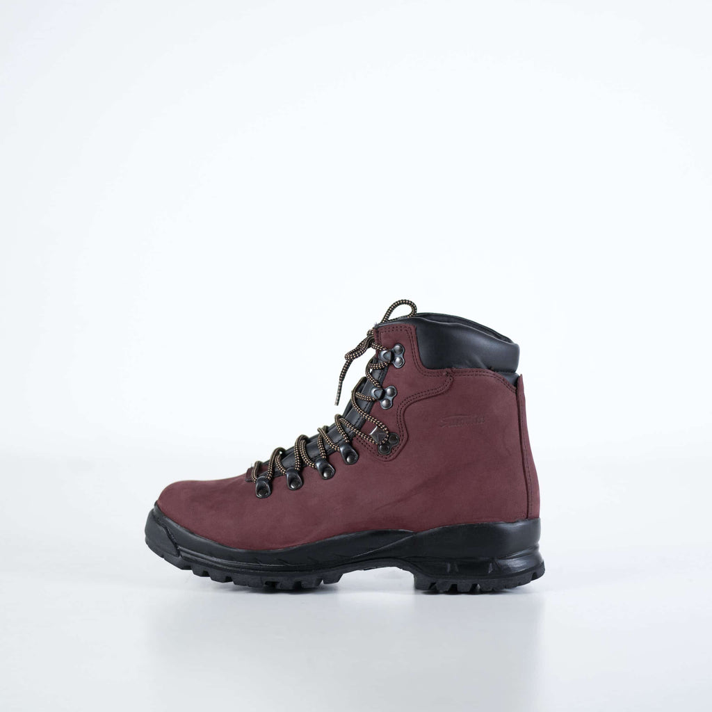 5531 Burgunderrote Wanderstiefel