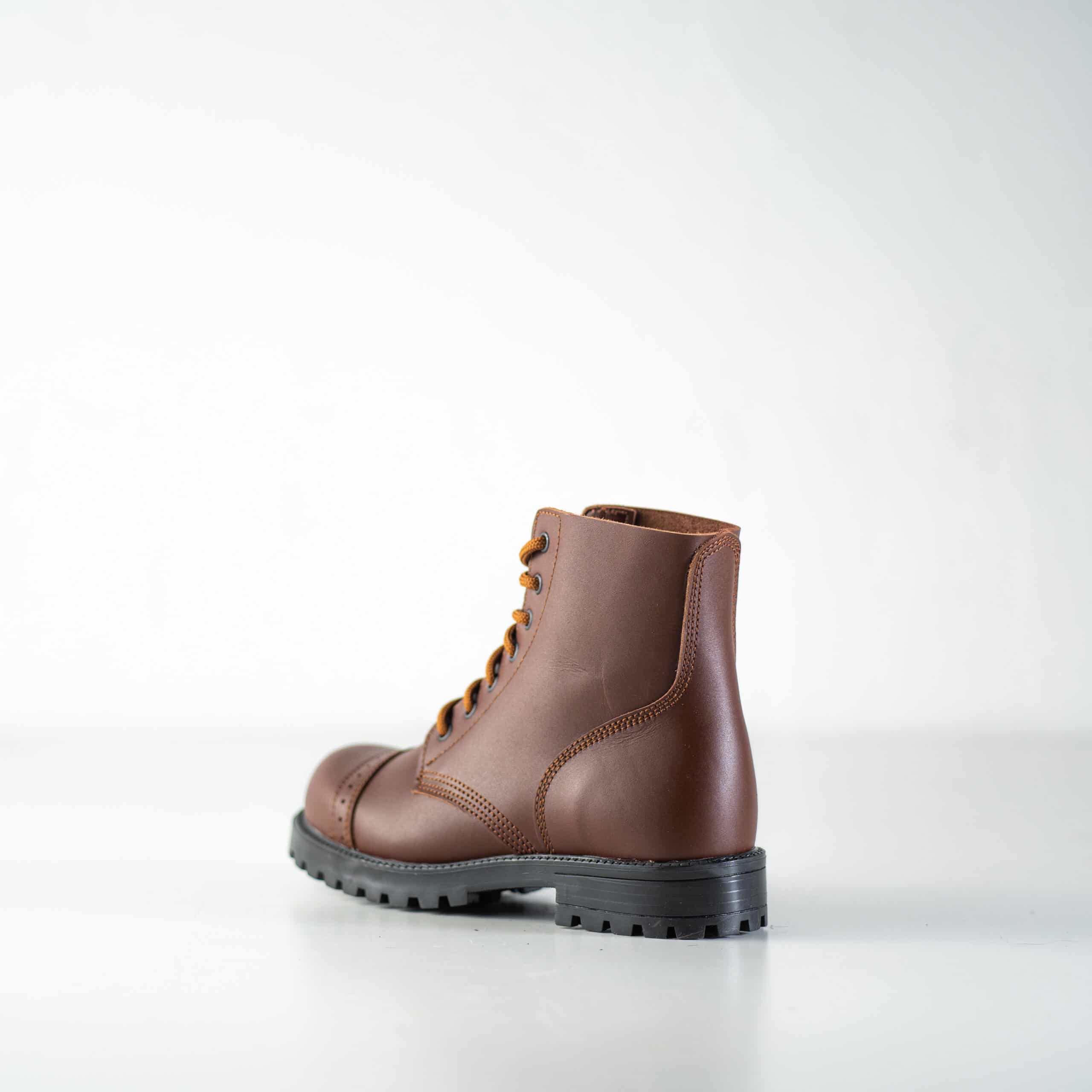 517, auch bekannt als Aviator Boots – Braun