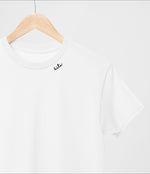 Embroidered Collar Organic Cotton T-shirt "Äiti" (FI)