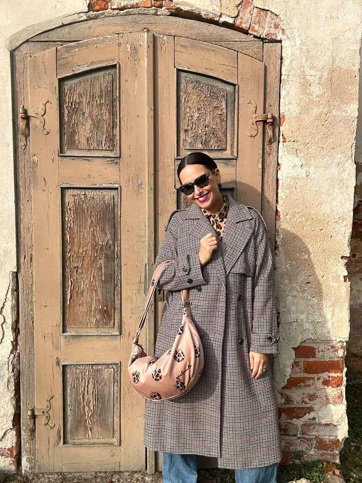 Hobo Bag - Brown Leopard Tulips